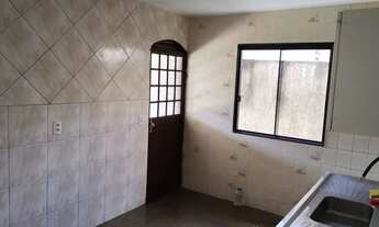 Imagem 2: Casa para aluguel possui 300 metros quadrados com 5 quartos