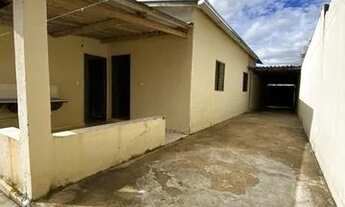 Imagem 2: Casa com 3 dormitórios para alugar por R$ 850/mês - Vila Jaiara - Anápolis/GO