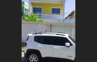Imagem 2: Linda Casa em Rua Pública de 4 Quartos Totais na Praia do Flamengo