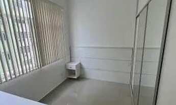 Imagem 3: Leblon - Rua Dr. Marquês de Canário - 40m² - 1 quarto - 1 banheiro com box blindex - 1 vag