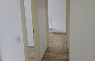 Imagem 3: Apartamento com móveis planejados, piscina e por apenas R$ 1.450 (incluso condomínio, água