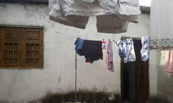 Imagem: Vende-se uma casa no Cabanga