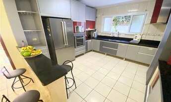 Imagem 7: Casa em ótima localização com 4 quatros e lazer completo