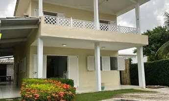 Imagem: Casa a venda com 4 quartos, piscina, churrasqueira