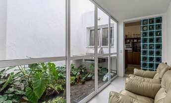 Imagem 3: Casa para venda possui 200 metros quadrados com 3 quartos em Vila Nova Conceição - São Pau