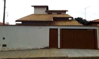 Imagem: CASA COM 4 DORMITÓRIOS À VENDA, 206 M²
