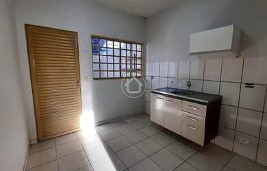 Imagem 7: CASA DE ESQUINA COM 02 DORMITÓRIOS