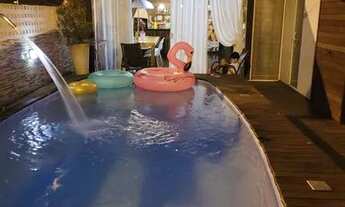 Imagem: Sobrado com piscina para venda com 2 quartos