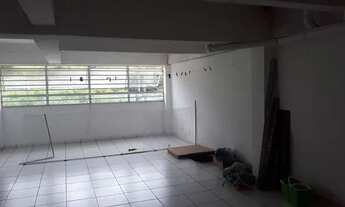 Imagem: Aluga se loja com sobre loja para banho