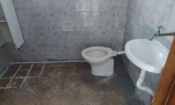 Imagem 4: CASA COM QUARTO E COZINHA