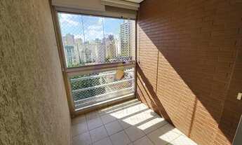 Imagem 4: Apartamento moderno em excelente estado com 2 suítes e 2 vagas em prédio moderno, com vist