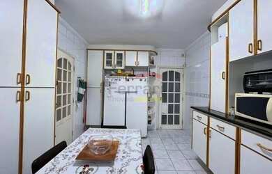 Imagem 2: Sobrado à venda na Parada Inglesa - 3 suítes e 5 vagas