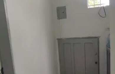 Imagem 6: Casa comercial para aluguel no bairro de Candeias