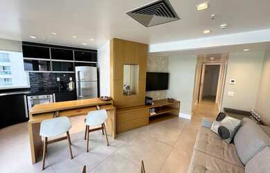 Imagem 2: Wyndham , Sheraton Barra da Tijuca, Lindo, 2 suítes 100 m2 , Frontal Mar, Mobiliado, Excel