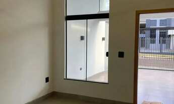 Imagem 4: Casa à Venda no Ebenezer Maringá com 3 Quartos e Quintal