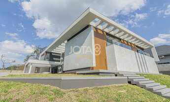 Imagem 4: CASA EM CONDOMÍNIO COM 5 SUÍTES, PISCINA AQUECIDA E AMPLO JARDIM Casa em condomínio com 5