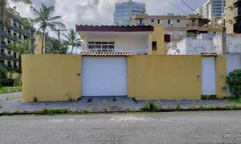 Imagem 3: Casa à venda em Guarujá, Jardim Três Marias, com 7 quartos, com 280 m²