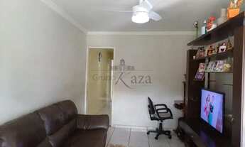 Imagem 2: Oportunidade - Casa Conjunto Residencial Trinta e Um de Março - 3 Dormitórios - 150m²