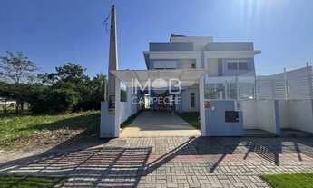Imagem 2: Casa 3 dormitórios sendo 1 suíte com sacada à venda no Campeche - Florianópolis