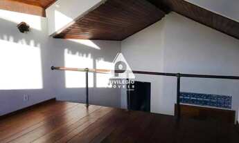 Imagem 6: Casa Triplex em Condomínio