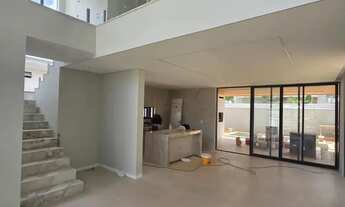 Imagem 4: Casa duplex, 4 suites, poço, placas de energia solar, piscina