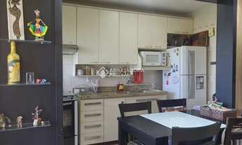 Imagem 4: Confortável e iluminado apartamento com 2 quartos e 1 vaga na melhor rua do Bairro Santo A