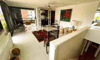 Imagem 5: Essa cobertura te dá a sensação de estar em uma casa suspensa com vista total da Lagoa Rod