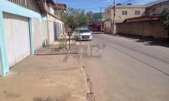 Imagem 3: Vende-se Casa no Bairro Maracanã - Montes Claros/MG