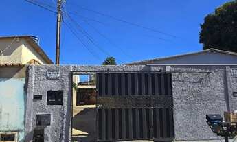 Imagem: Alugo barracão com 2 quartos no JK