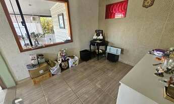 Imagem 7: Casa para Venda - 79.22m² 2 dormitórios, + casa de 1 dormitório nos fundos, piscina e quio