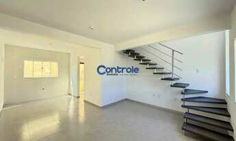 Imagem 2: Sobrado com 02 dormitórios no bairro Vale Verde, Palhoça/SC