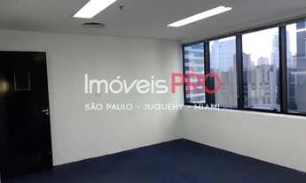 Imagem 2: Conjunto na região da Berrini com 223m² e 5 vagas em condomínio com boa apresentação corpo