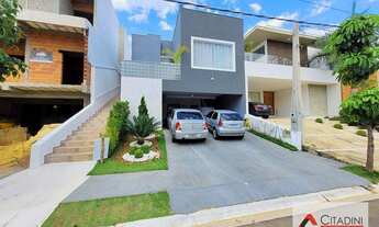 Imagem: Vendo - Aceita Permuta! Sobrado 4 Suítes