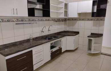 Imagem 3: Casa para venda com 300 metros quadrados com 4 quartos em Dom Pedro I - Manaus - AM