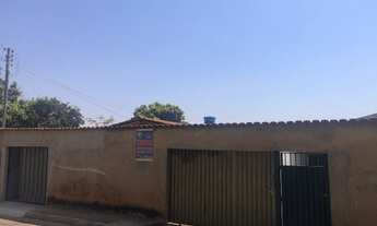 Imagem 3: Jd Petropolis Goiânia atras da Creme Mel casa mais barracões