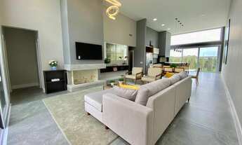 Imagem 7: Casa térrea com 3 suites, nova e finamente mobiliada e decorada, estuda parcelamento diret