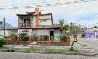 Imagem: Porto Alegre - Casa Padrão - Aberta dos
