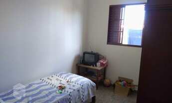 Imagem 7: Casa para Venda em Taubaté, Jardim Bela Vista, 3 dormitórios, 1 suíte, 2 banheiros, 3 vaga