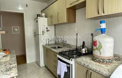 Imagem 6: Cobertura para venda possui 75 metros quadrados com 2 quartos em Passo da Areia - Porto Al