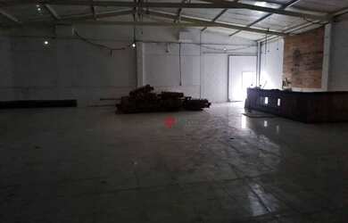 Imagem 7: Ótimo Salão para Locação no Piso Superior