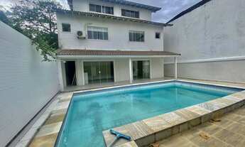 Imagem 2: Casa de condomínio para venda com 400 metros quadrados com 5 quartos