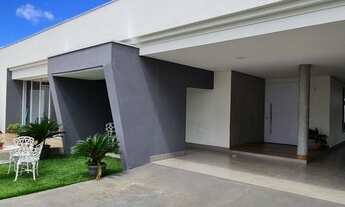 Imagem 2: Sensacional mansão em L.800m2 condomínio Vicente Pires 4 suítes lazer completo