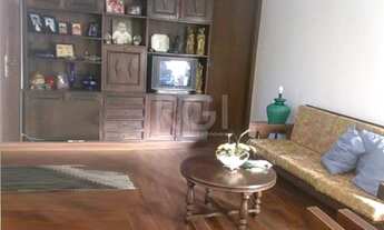 Imagem: Porto Alegre - Casa Padrão - Partenon