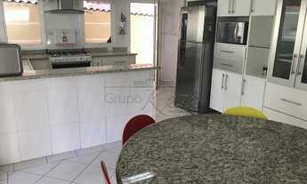 Imagem 3: Casa de condomínio para aluguel e venda tem 636 metros quadrados com 3 quartos