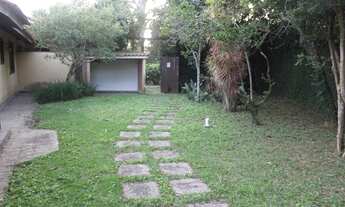 Imagem 5: Casa de condomínio térrea para venda possui 450 metros quadrados com 4 quartos