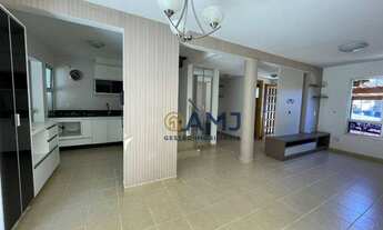 Imagem: Excelente sobrado em condomínio fechado