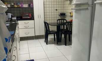 Imagem 3: Apartamento para venda possui 174 metros quadrados com 3 quartos em Intermares