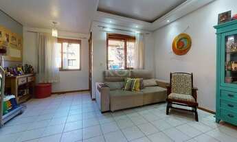 Imagem: Porto Alegre - Casa Padrão - Cavalhada