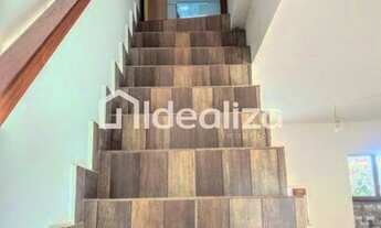 Imagem 3: Casa para Venda em Teresópolis, Fazendinha, 2 dormitórios, 1 suíte, 1 banheiro, 2 vagas