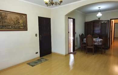 Imagem 2: Casa térrea com quintal no Jardim Santa Maria em Jacareí